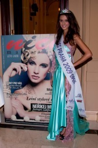 Hlasujte o titul Miss Praha Open 2011 - INTERNET pouze na portlech IK a Nicemagazine.cz